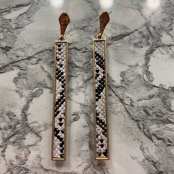 Snake Print Earrings - Picture 1 of 1